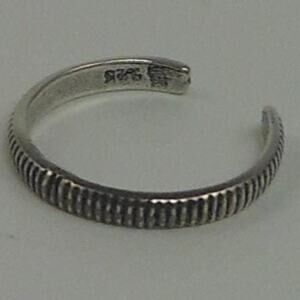Vintage 925 Sterling Silver Coin Edge Toe Ring - Sexy Style‎ from Thailand  NOS